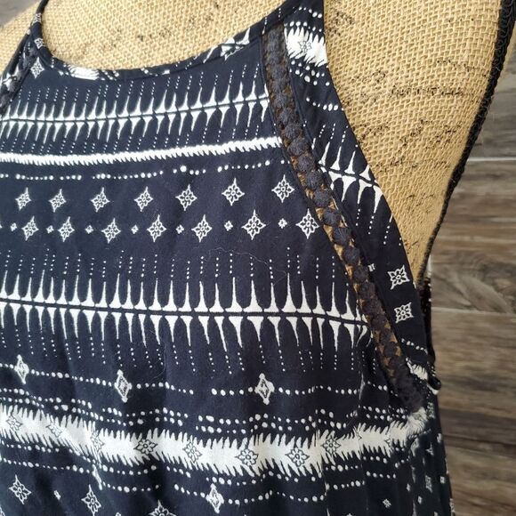 Mudd Boho Halter Top Black and White Women's Size Medium Lace - Picture 4 of 10